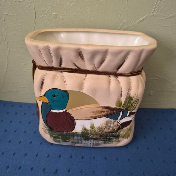 Other - Vintage duck ceramic planter